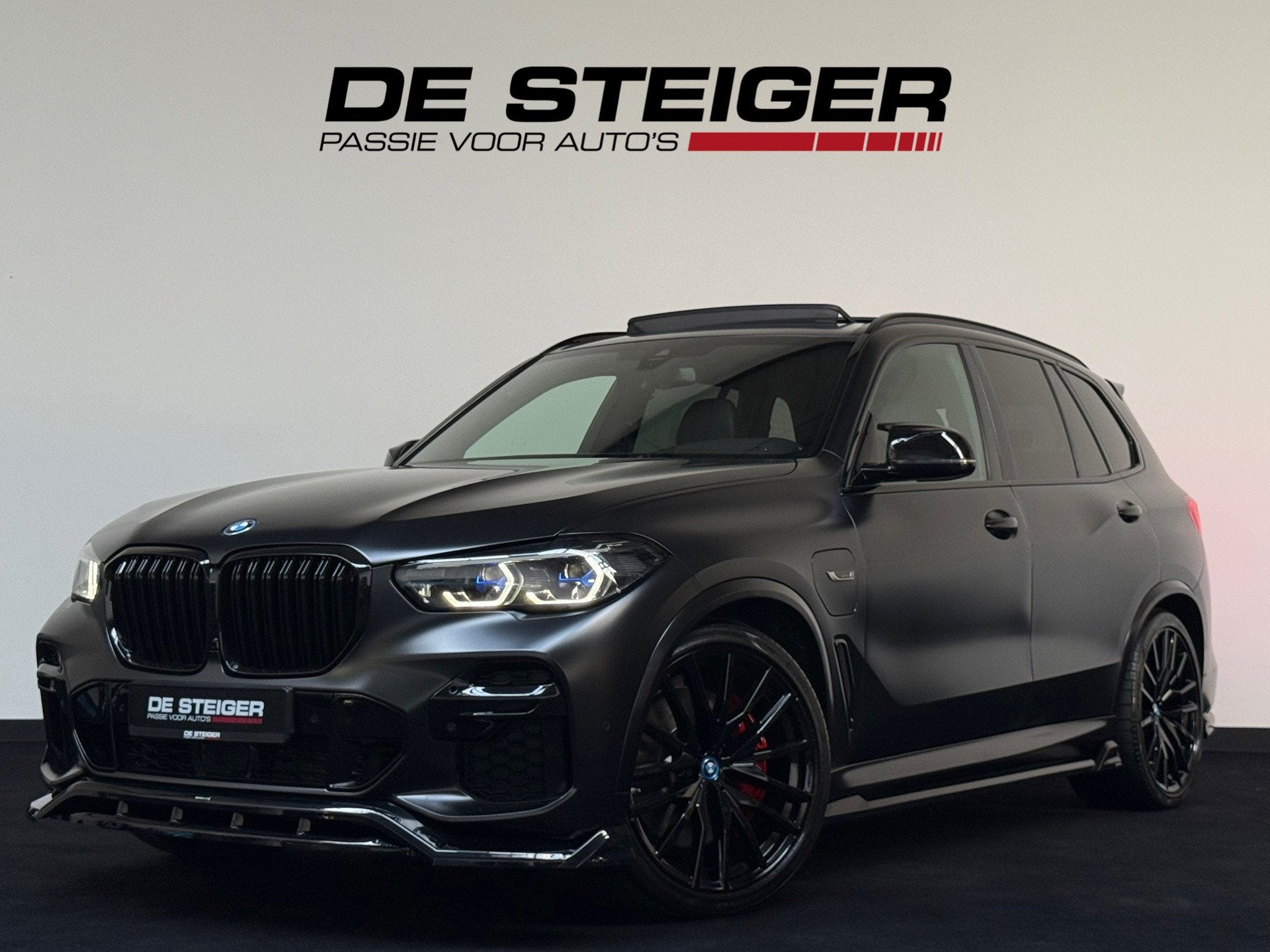 BMW X5 XDrive45e High Executive M Sport Sky Lounge Massage L, Auto's, Automaat, Gebruikt, 394 pk, Met garantie (alle)