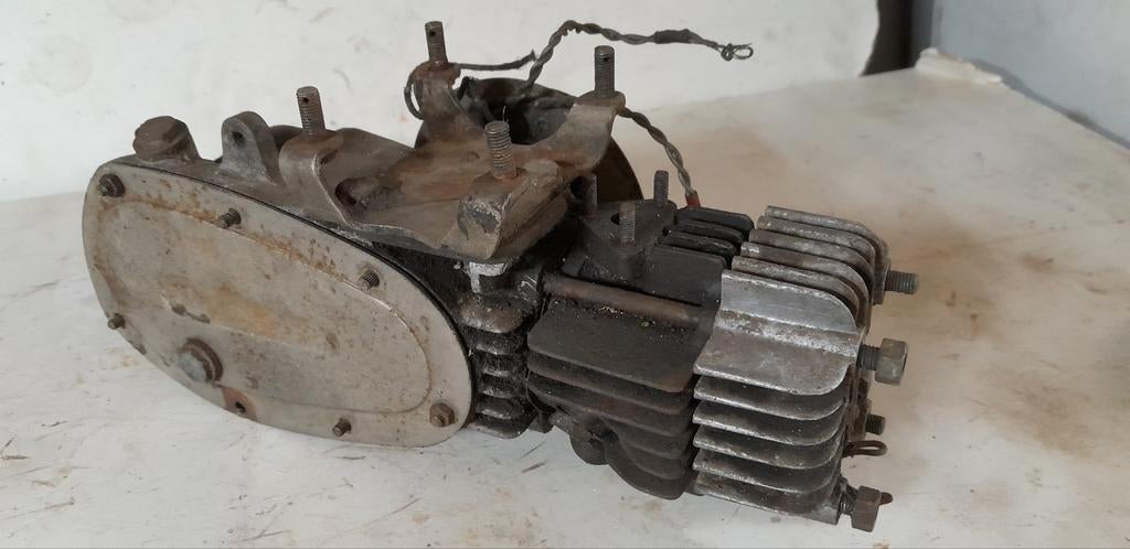 Hulpmotorblokje Peugeot Bima., Fietsen en Brommers, Brommeronderdelen | Oldtimers, Ophalen of Verzenden, Overige merken