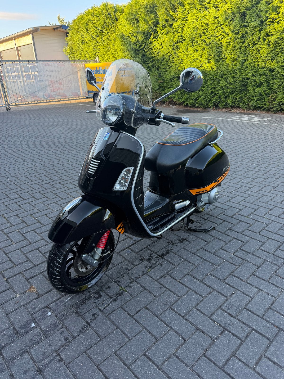 Vespa gts 300cc 2011 - 6000 km - Zo goed als nieuw, Ophalen of Verzenden, Zo goed als nieuw, Benzine, Overige modellen
