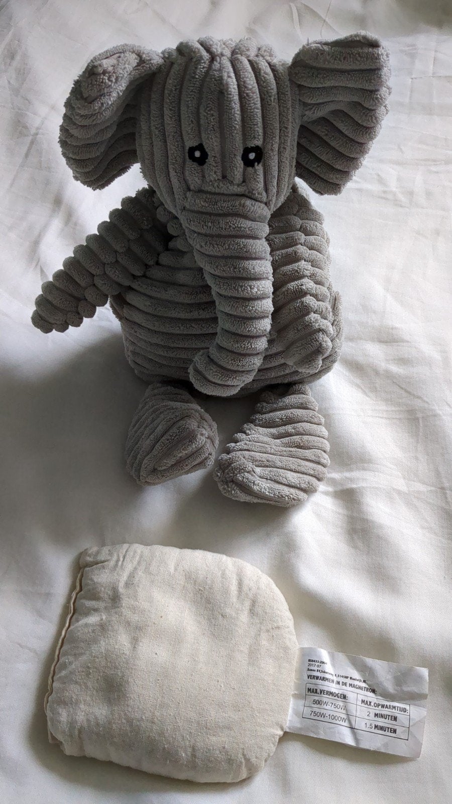 Grijze ribfluwelen olifant knuffel met warmtekussen, Ophalen, Zo goed als nieuw, Grijs, Olifant