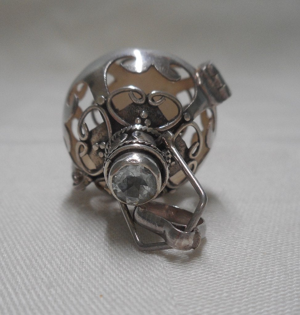 Zilveren Engelenroeper mooi bewerkt kan open nr.690, Verzenden, Zo goed als nieuw, Kruis of Symbool, Zilver