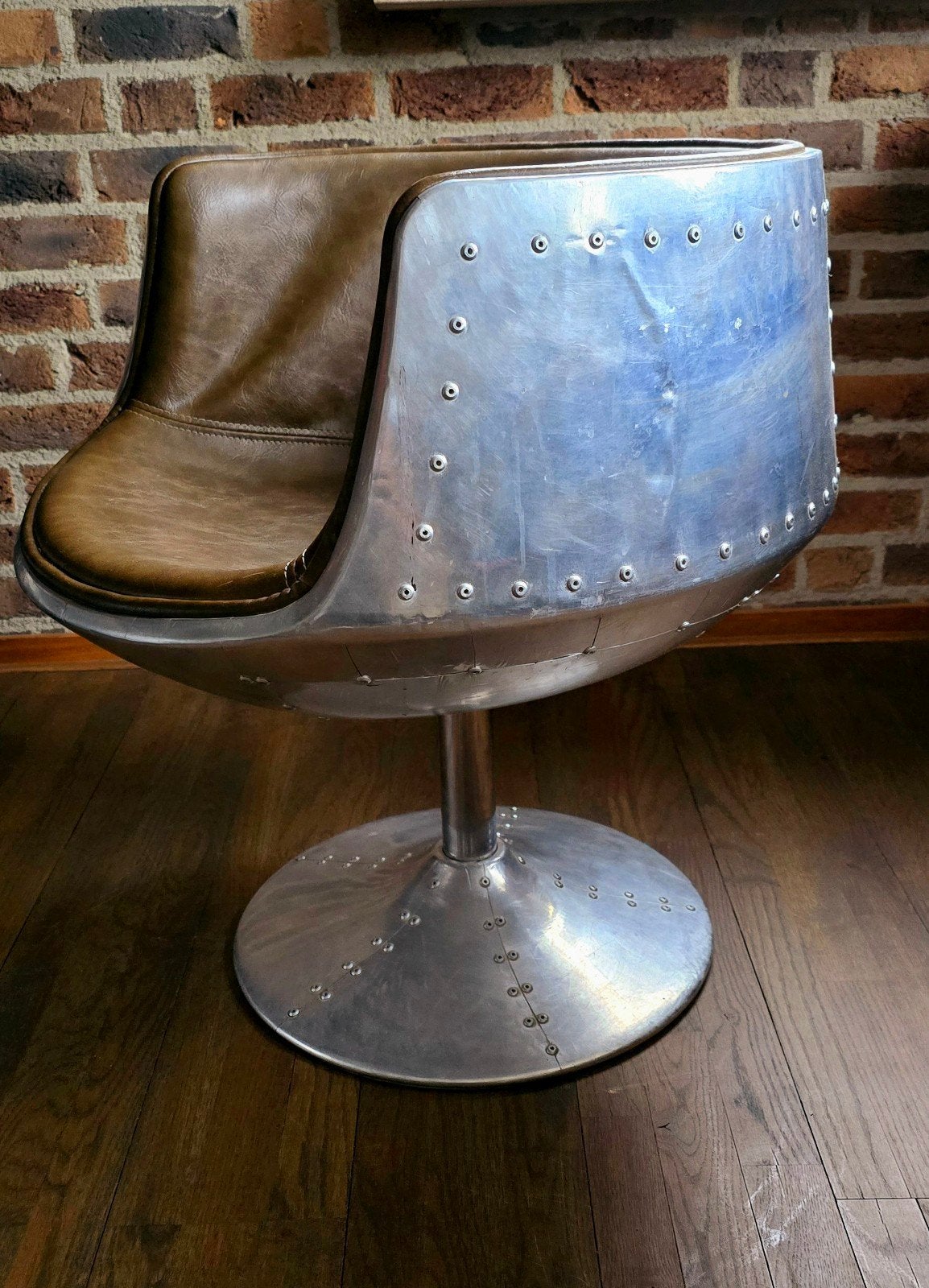 Bella Luxe Aviator Cup Stoel - Aluminium & Leer, Huis en Inrichting, Ophalen, 75 tot 100 cm, 75 tot 100 cm, Leer