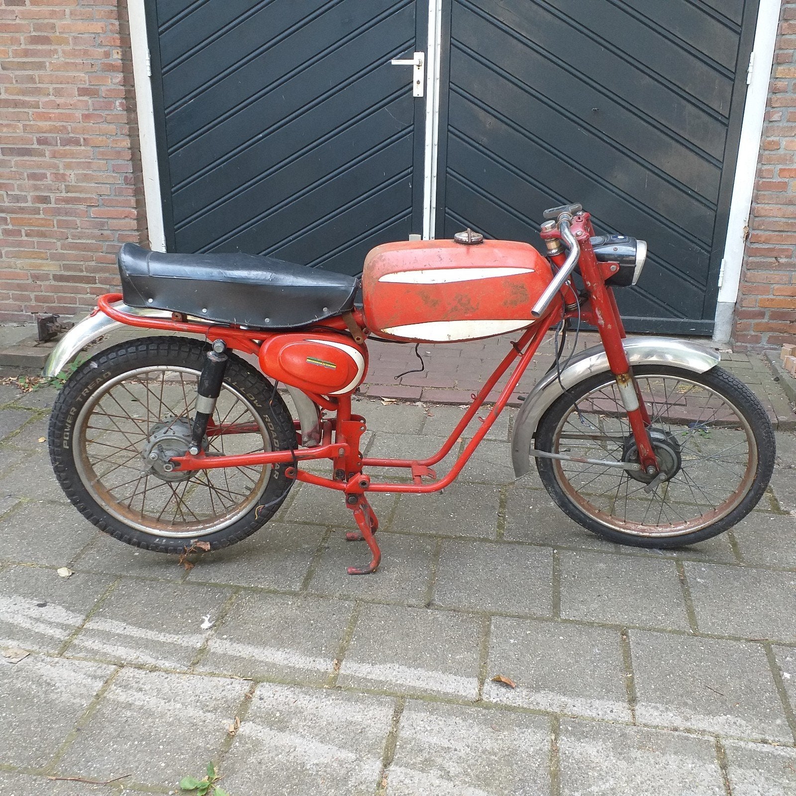 Brommer italiaans oldtimer met mooi patina, Ophalen of Verzenden