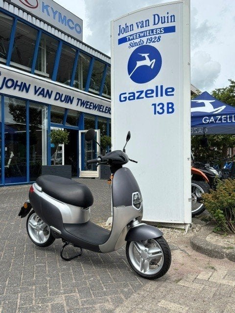 Ecooter E1 Demo met maar 20KM!, Fietsen en Brommers, Nvt., Elektrisch, Zo goed als nieuw, Ecooter