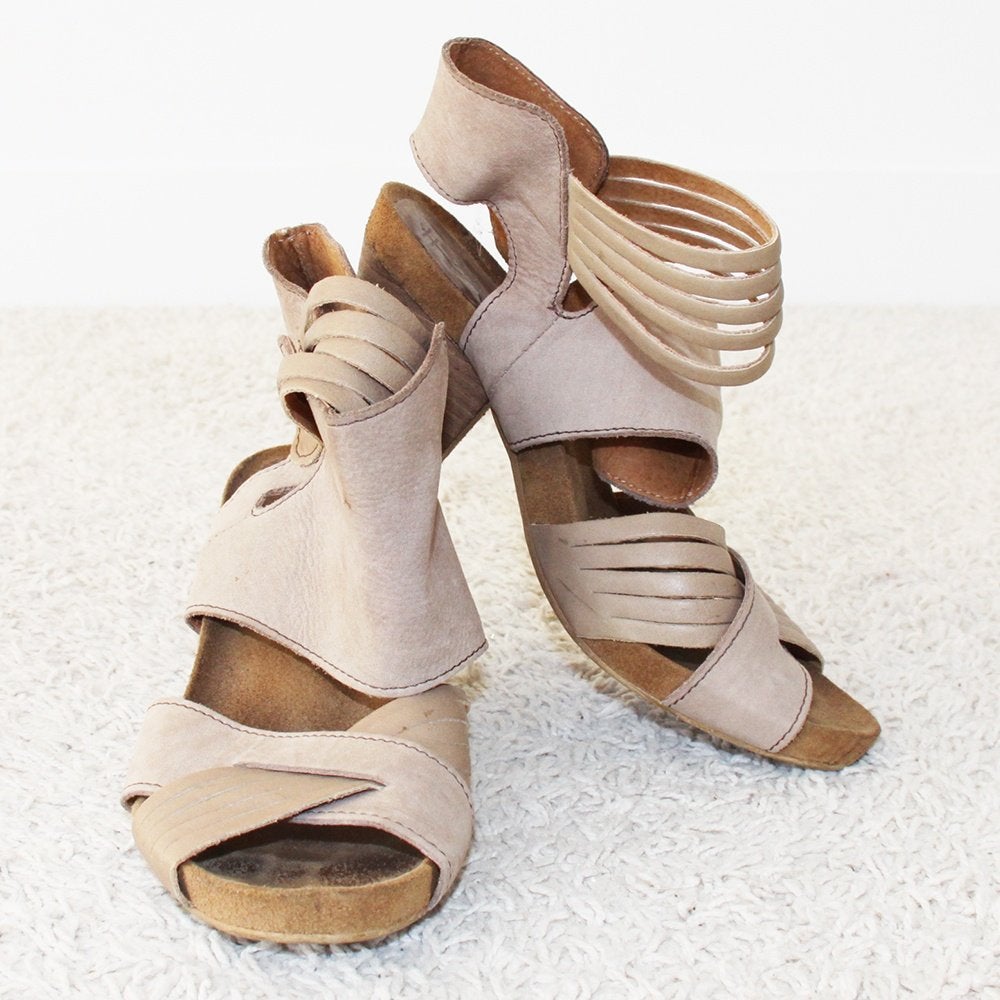 Mooie Zacht Leren Via Vai Schoenen (Maat 38) € 30,-, Via Vai, Beige, Overige typen, Ophalen of Verzenden