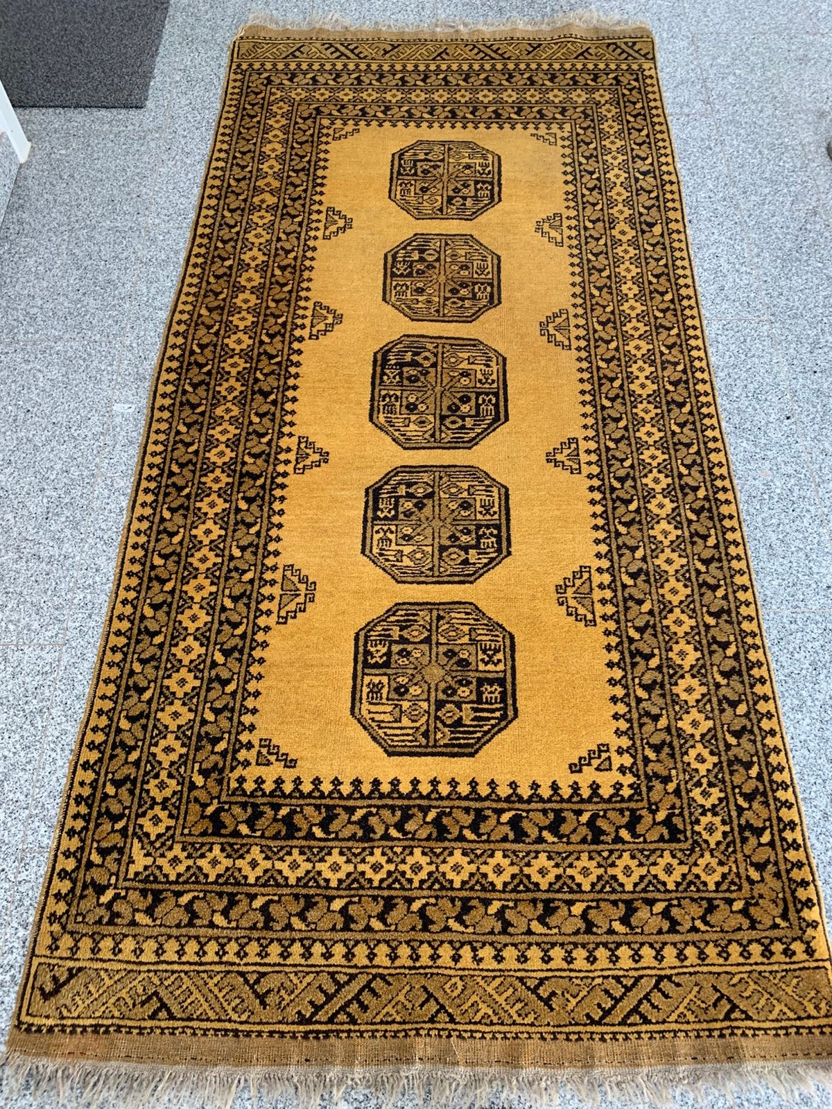 Golden Afghan tapijt – prachtige goudkleur – 100 × 220 cm., Ophalen, Gebruikt, Vintage / klasiek !, 200 cm of meer