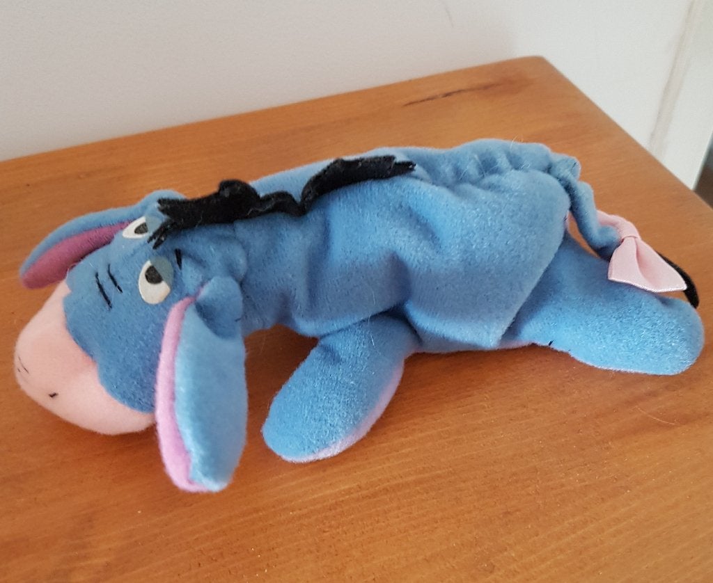 Disney / Eeyore beanie (0028) a, Ophalen of Verzenden, Winnie de Poeh of vrienden, Zo goed als nieuw, Knuffel