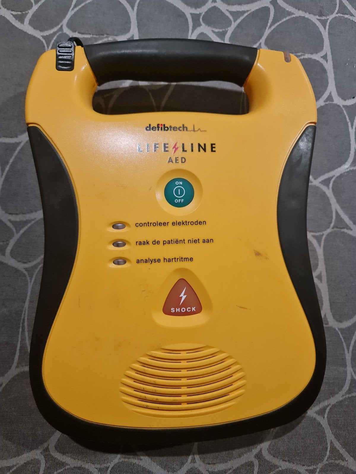 Hier te koop defibtech lifeline aed, Diversen, Ophalen of Verzenden