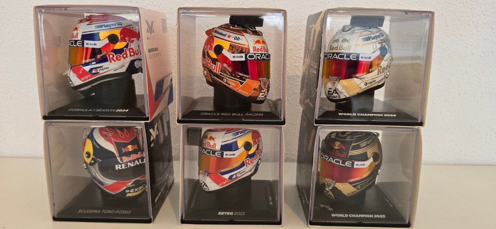 6 Max Verstappen helmen, nieuw in doos, schaal 1:4, Verzamelen, Ophalen of Verzenden, Nieuw