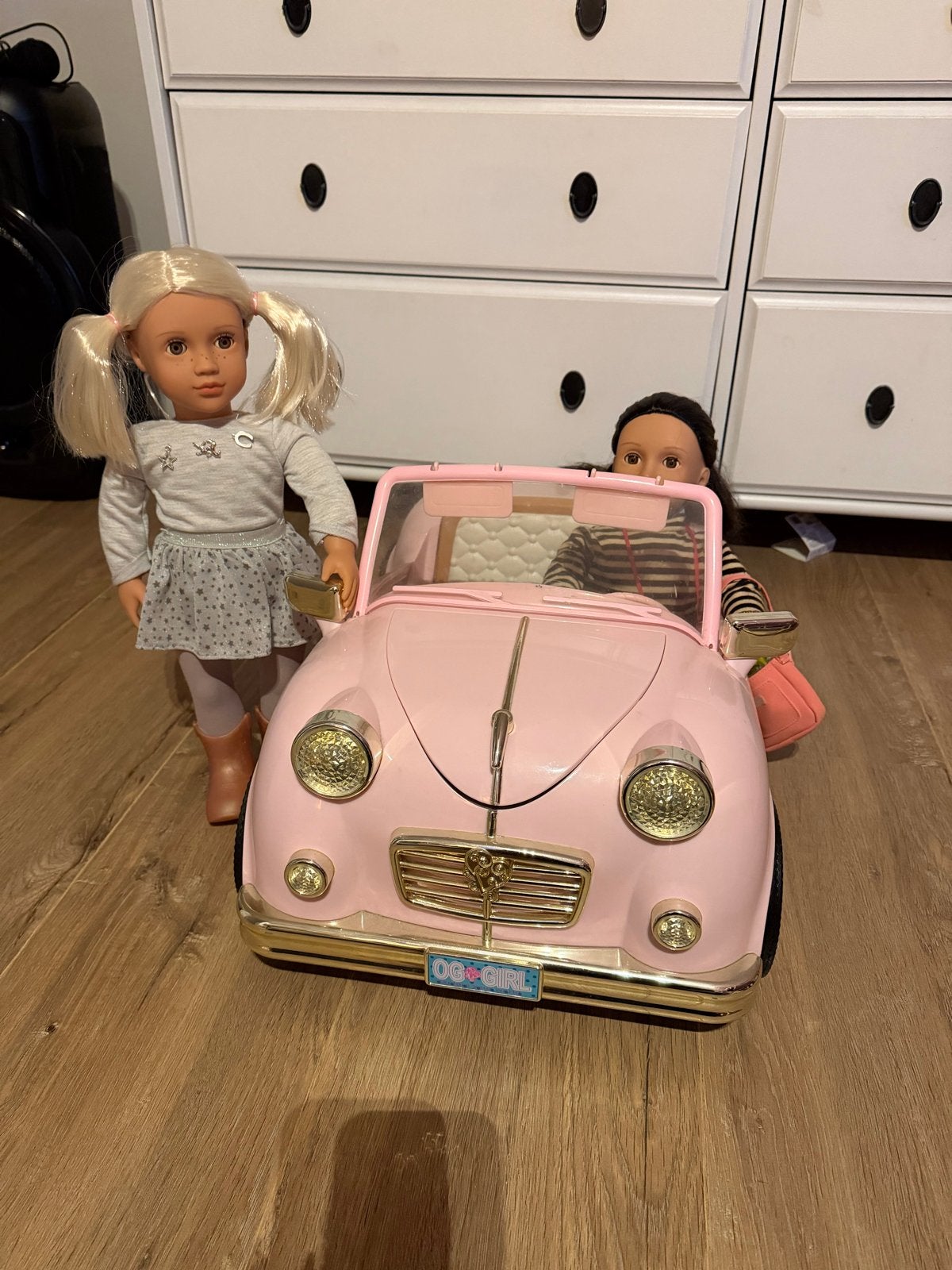 Our Generation auto roze cabrio exclusief poppen, Ophalen, Zo goed als nieuw, Overige typen