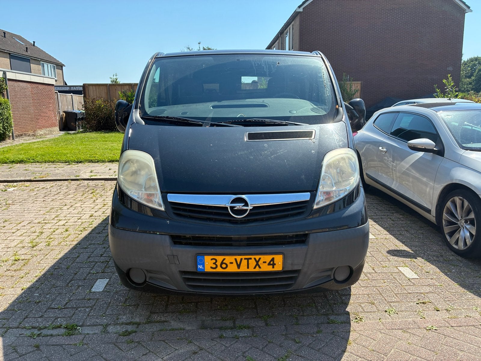 Opel Vivaro 2.5CDTI 107KW DPF E4 2.9T L2h1 2008, Voorwielaandrijving, 145 pk, Stof, 4 cilinders