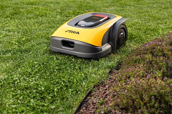 stiga stig 1200, Tuin en Terras, Robotmaaiers, Gebruikt, Stiga, Bestuurbaar via app, Ophalen of Verzenden