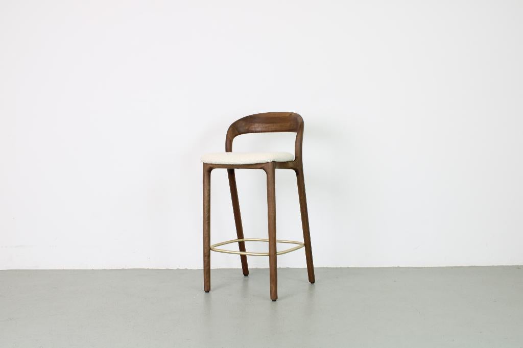 Artisan Neva Light bar chairs, 65 cm, walnoot, Karakorum, Ophalen, Met voetsteun, 60 tot 90 cm, Nieuw