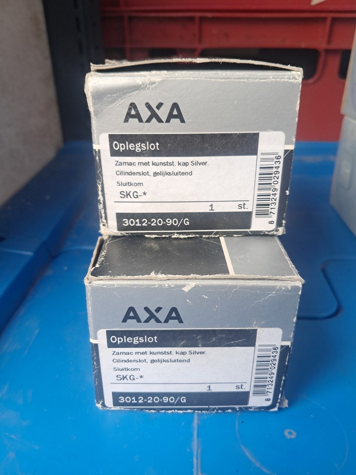 AXA Oplegslot Zamac met kunststof kap Silver, Ophalen of Verzenden, Nieuw, Overige materialen, Slot
