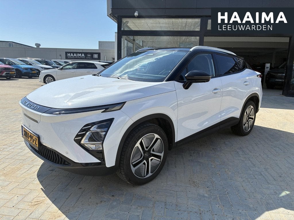 Omoda 5 EV Premium 61 kWh | ECC | Schuif/kanteldak | Keyless, Auto's, Overige Auto's, 402 km, Gebruikt, 33 min, Wit
