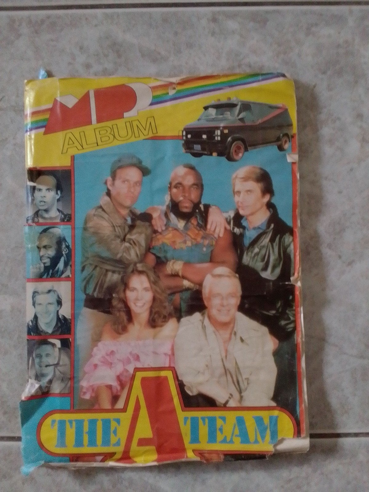 a team plaatjes boek, Ophalen