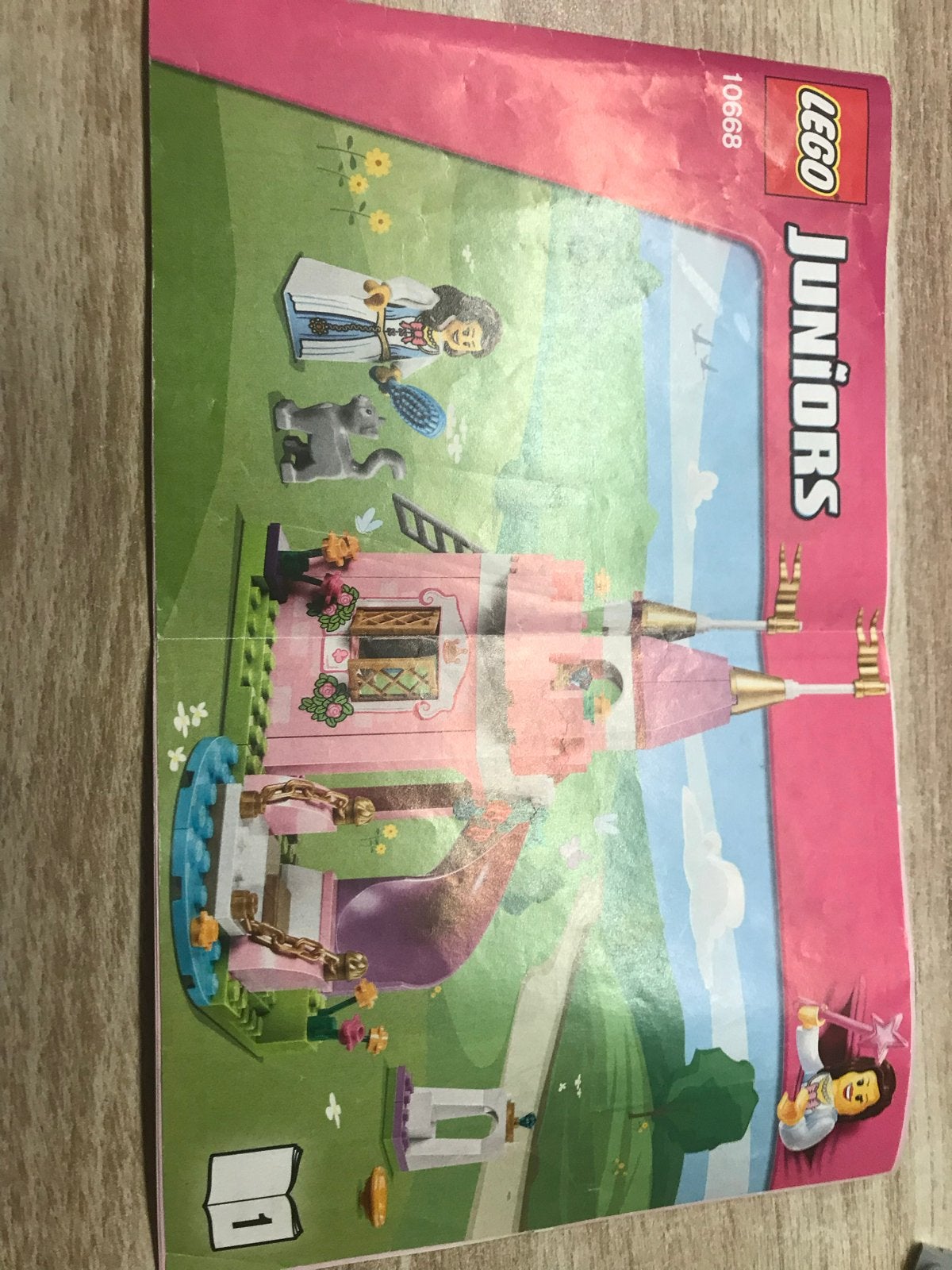 Lego Juniors Prinsessenkasteel 10668 met doos en boekjes, Ophalen of Verzenden, Zo goed als nieuw, Lego