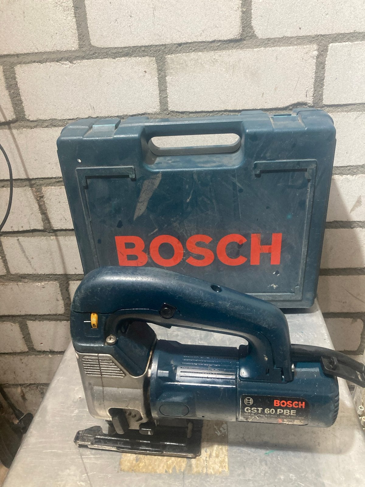 Bosch GST 60 PBE Decoupeerzaag met koffer, Gebruikt, 600 tot 1200 watt, Ophalen of Verzenden, Decoupeerzaag