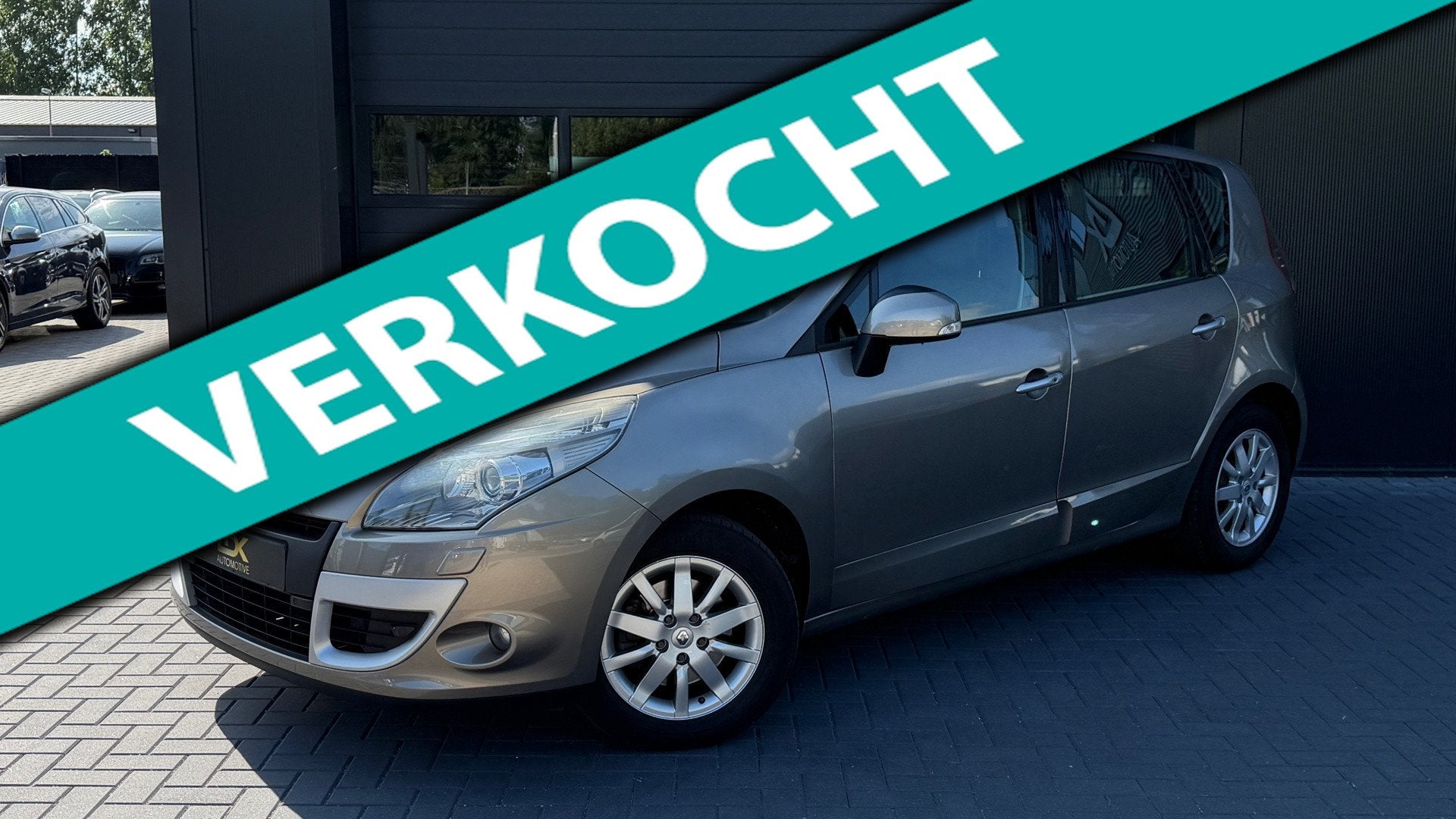Renault Scénic 2.0 Privilege Elekpakket|Airco|Camera|PDC, Auto's, Renault, Euro 5, Gebruikt, 4 cilinders, Automatische klimaatregeling