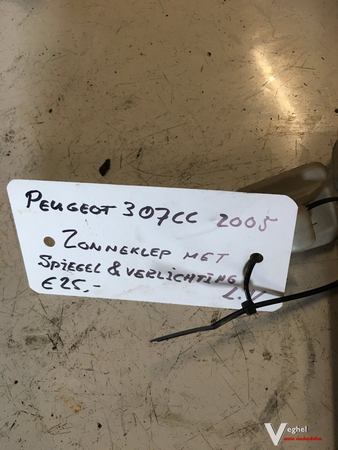 Peugeot 307 cc cabrio Zonneklep links met verlichting