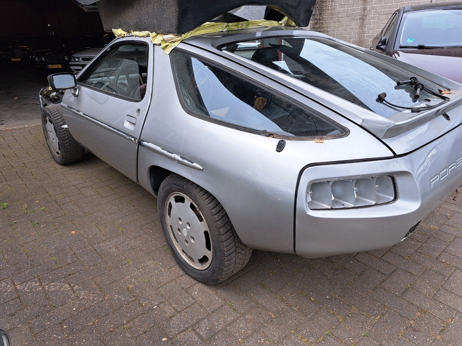 Porsche 928 s 1981 in onderdelen te koop.kuipstoelen bumpers, Ophalen, Voor, Porsche, Bumper