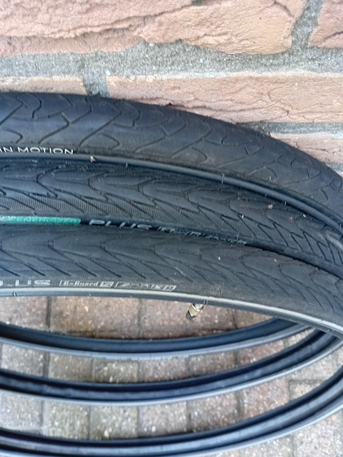 3 Fietsbanden met 2 binnenbanden.  28 Inch. Merk Schwalbe, Fietsen en Brommers, Gebruikt, Band, Schwalbe, Rubber