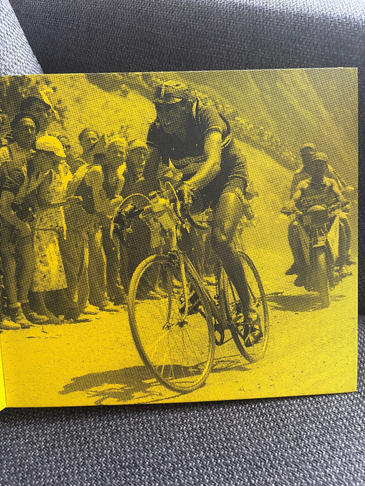 Le Tour de France: Een Krankzinnig Spektakel - Boek, Ophalen of Verzenden, Zo goed als nieuw, Lopen en Fietsen