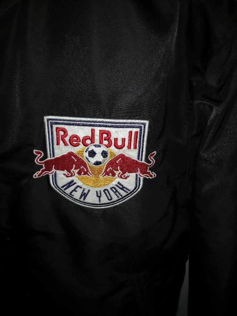 Red Bulls zwarte winterjas maat S met rits en knopen., Ophalen of Verzenden, Gedragen, Maat 46 (S) of kleiner, Zwart