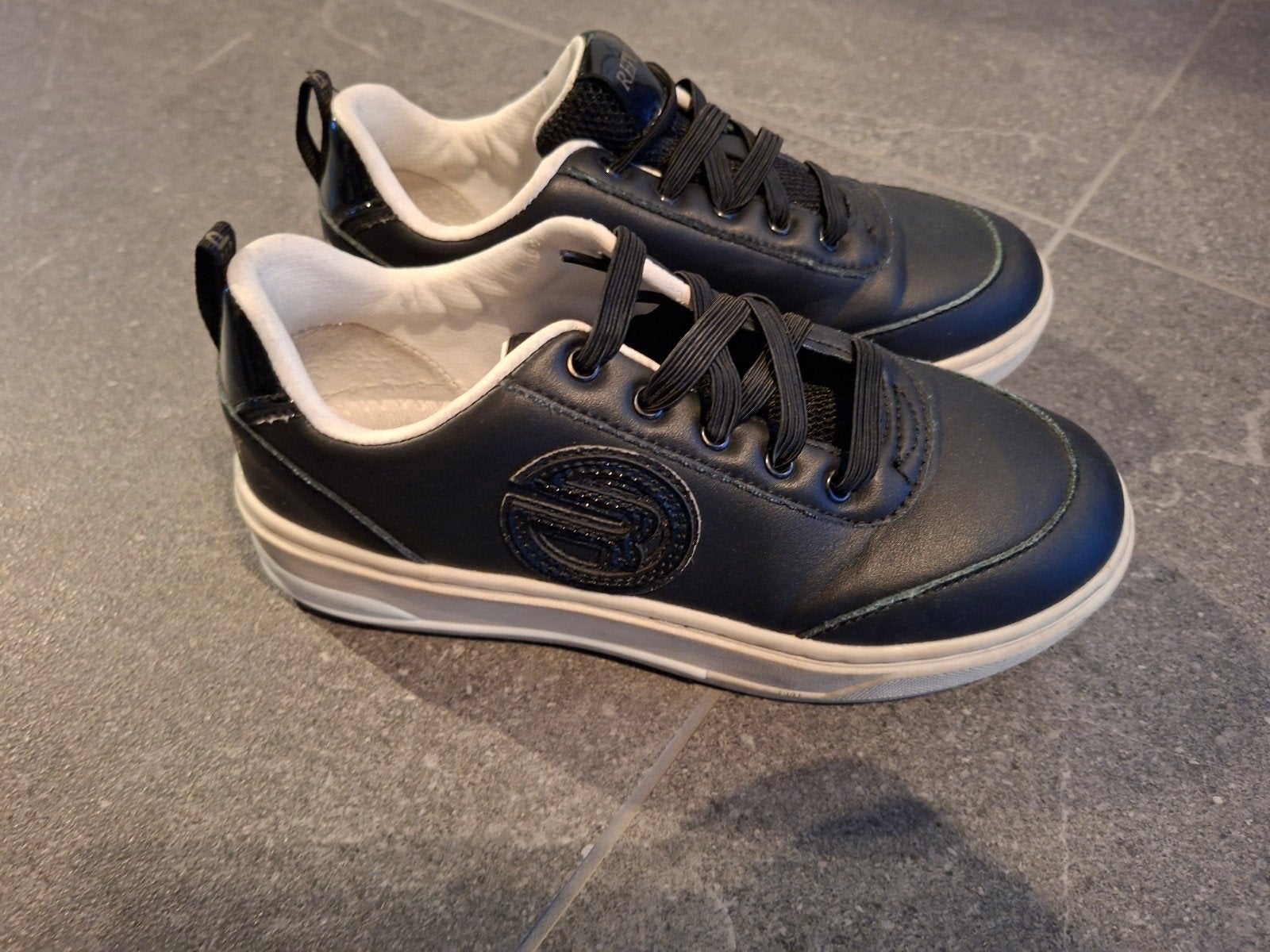 Replay kinderschoenen zwart - Maat 33, Replay, Schoenen, Ophalen of Verzenden, Zo goed als nieuw
