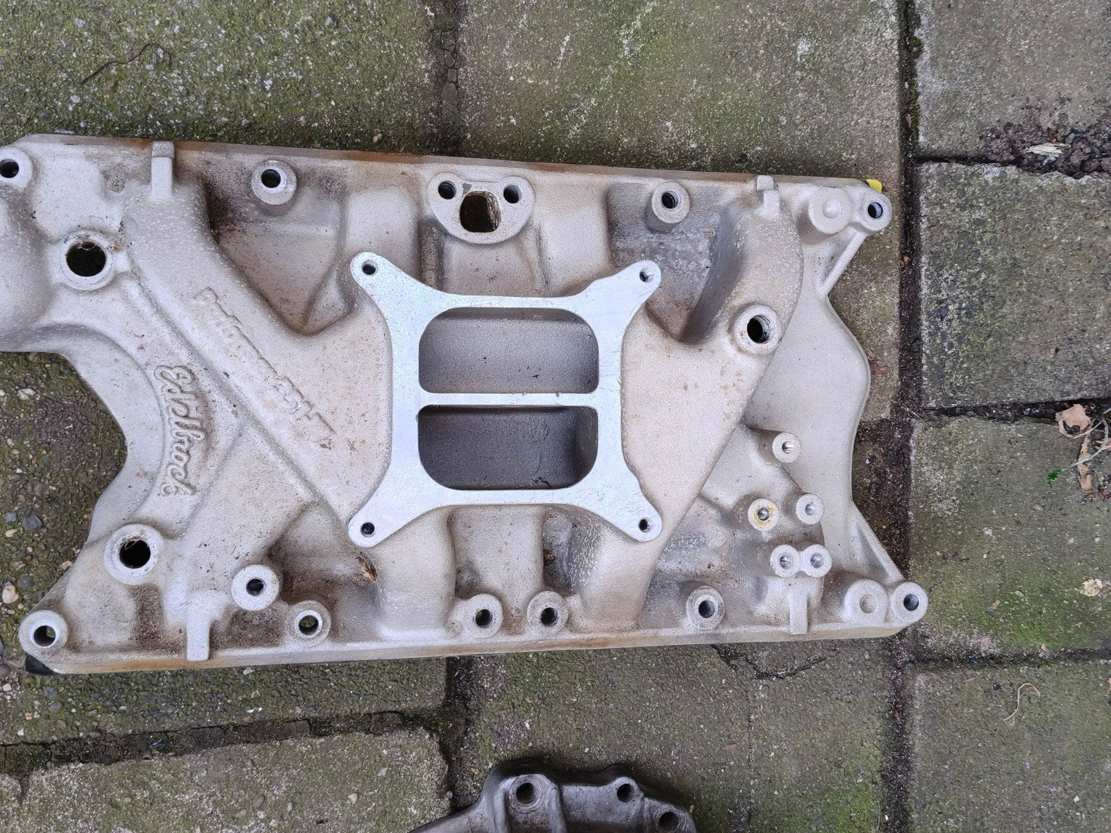 Ford 351 W intake, Auto-onderdelen, Ophalen, Nieuw, Ford