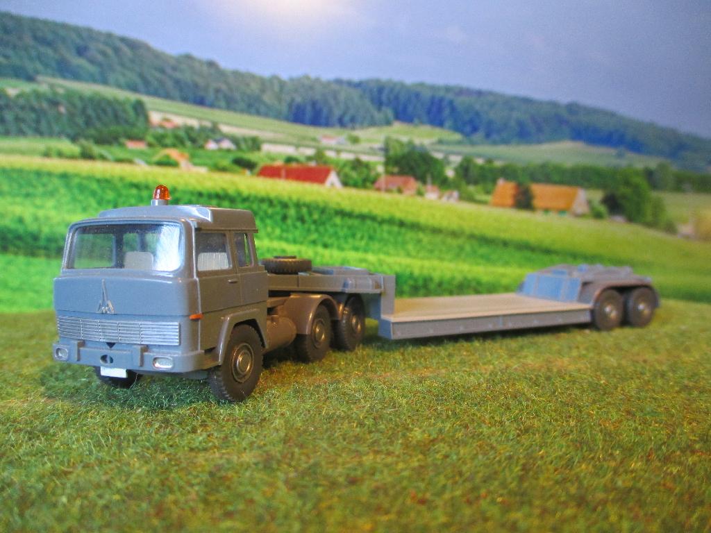 Magirus 235 D 22 FS Dieplader - Wiking 503 graublau, Hobby en Vrije tijd, Modelauto's | 1:87, Ophalen of Verzenden, Zo goed als nieuw