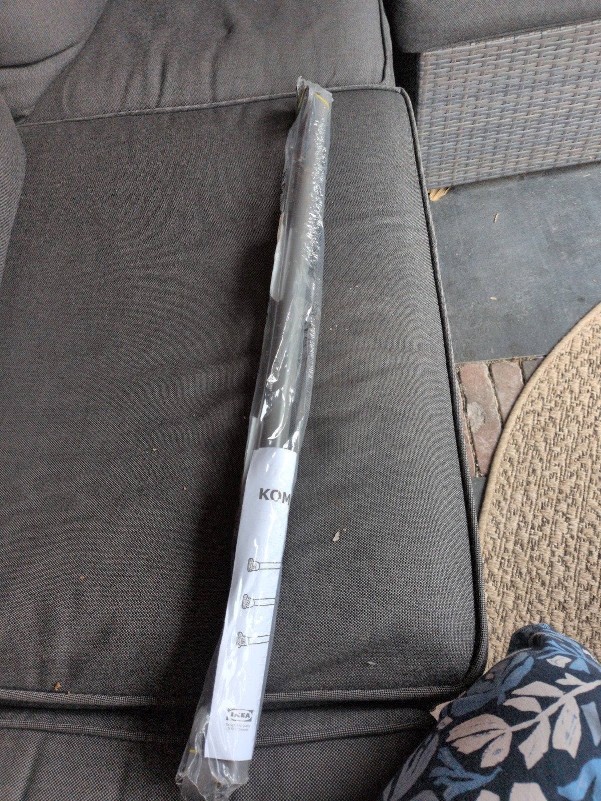 IKEA KOMPLEMENT Uittrekbare Broekhanger 75 cm, Nieuw, Minder dan 25 cm, Minder dan 100 cm, Metaal