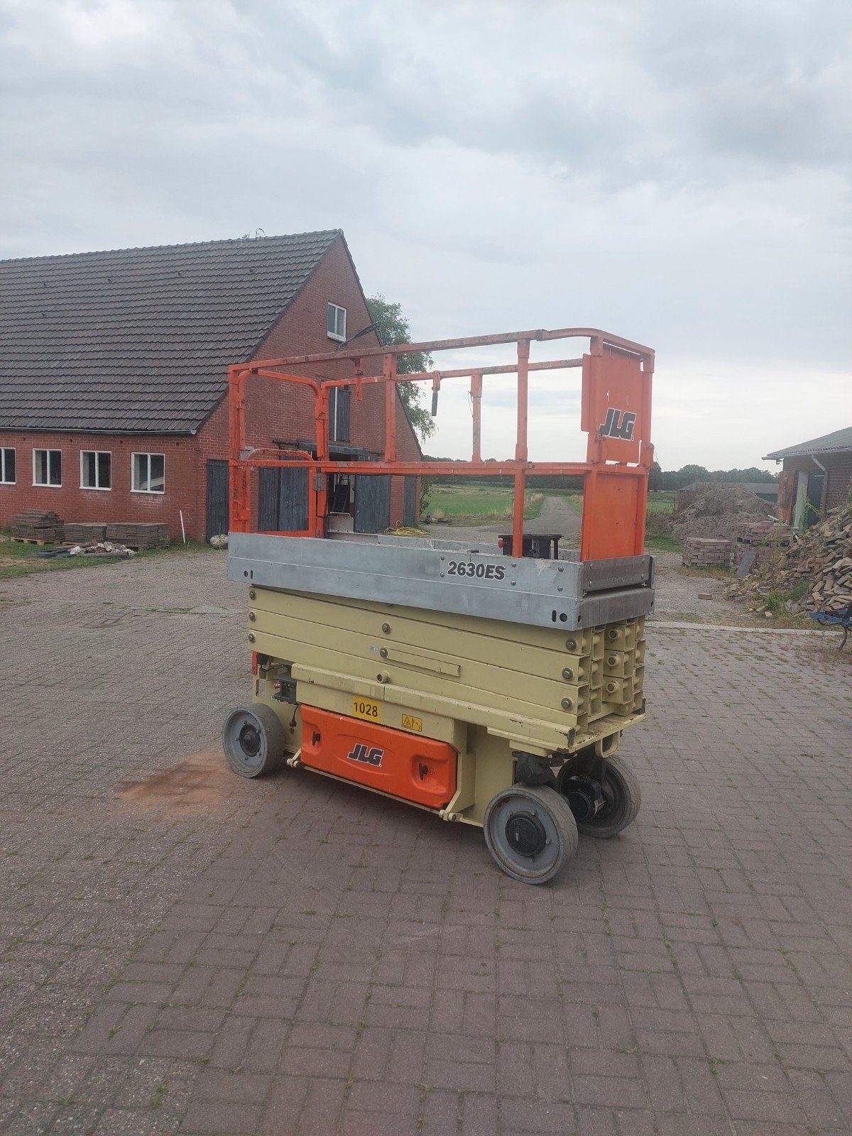 JLG 2630ES, Doe-het-zelf en Verbouw, Ophalen, Zo goed als nieuw, 170 cm of meer
