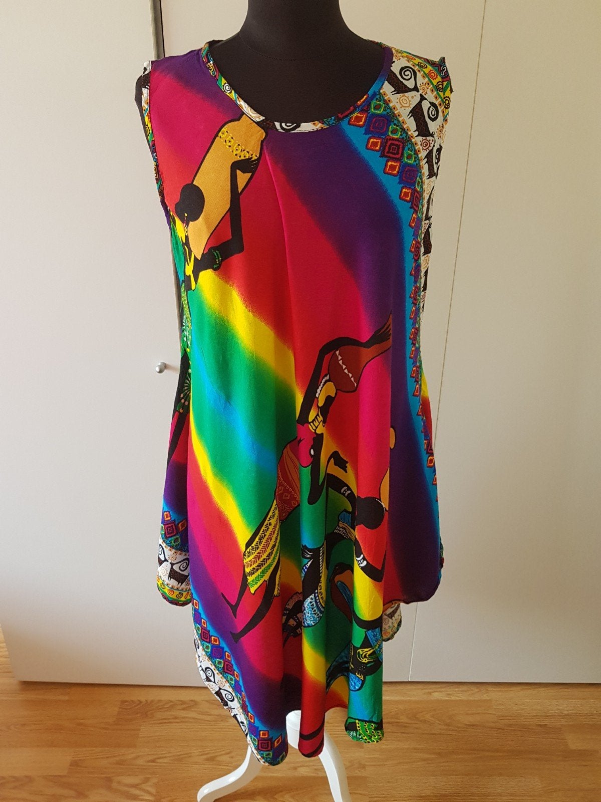 Kleurrijke Afrikaanse Tuniekjurk / Strandjurk - One Size, Ophalen of Verzenden, Nieuw, Onder de knie