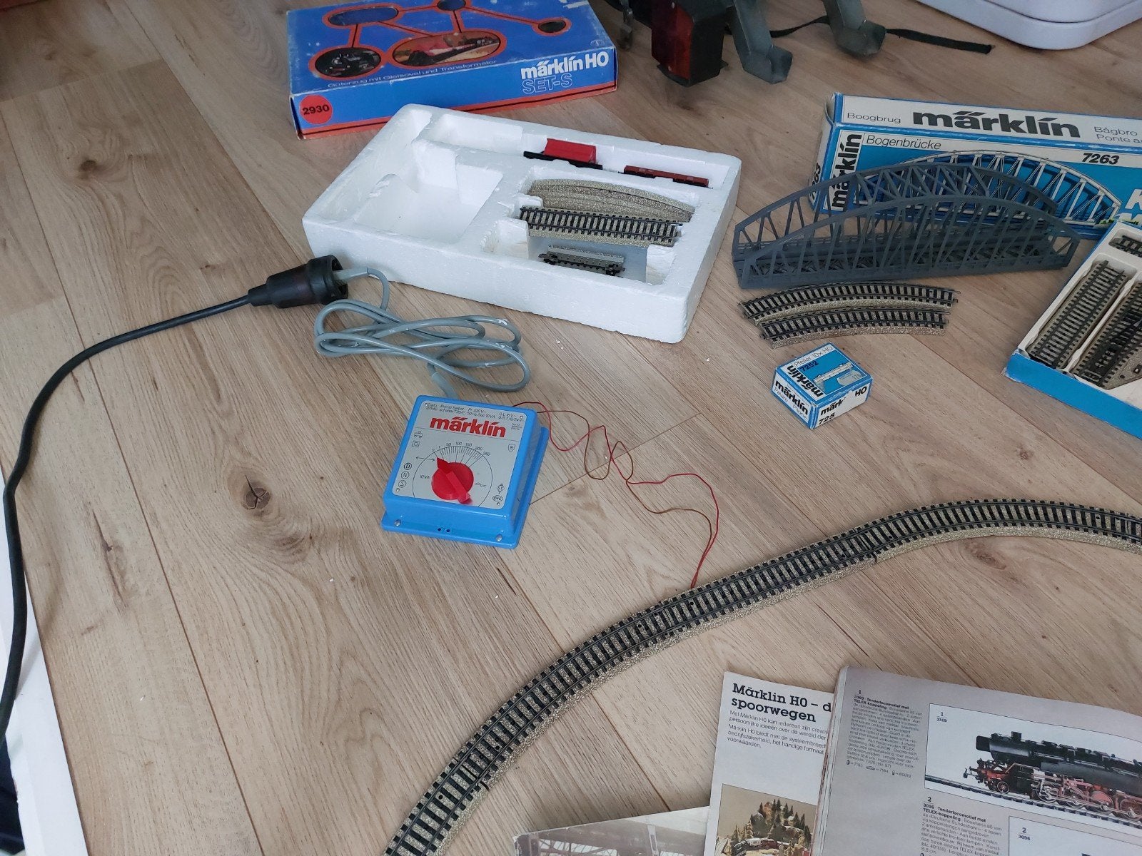 Marklin trein, rails en huisjes, Ophalen, Wisselstroom, Gebruikt, Rails