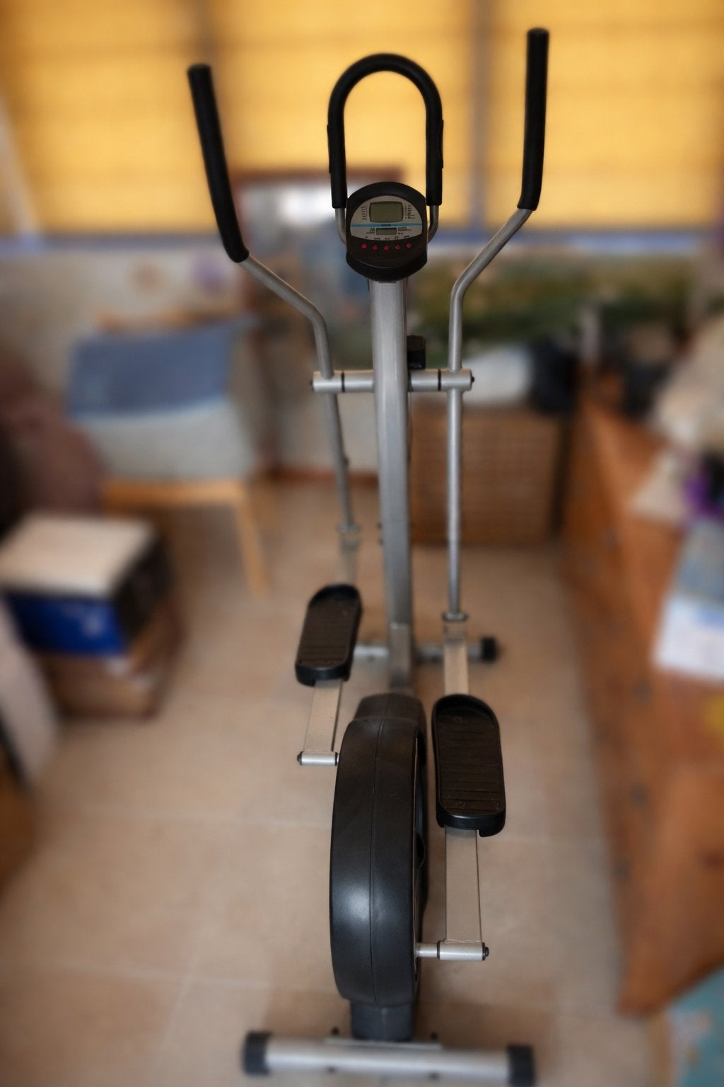Zeer degelijke crosstrainer in uitstekende staat, Ophalen, Armen, Zo goed als nieuw, Crosstrainer