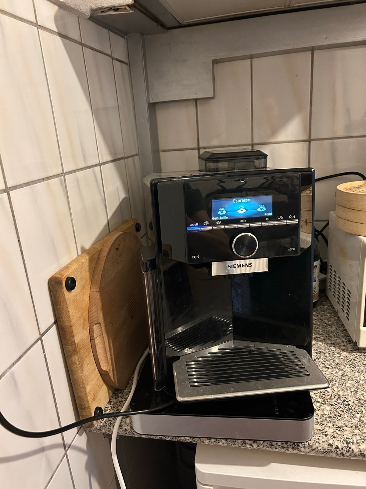 Siemens EQ9 S300 EQ.9 Volautomatische Espressomachine, Ophalen, Afneembaar waterreservoir, Gebruikt, Espresso apparaat