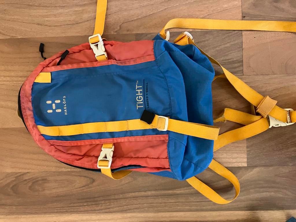 Haglöfs Tight Legend X-Small Kinder Rugzak - Blauw/Rood, Gebruikt, 25 tot 40 cm, Trekking, 30 tot 45 cm