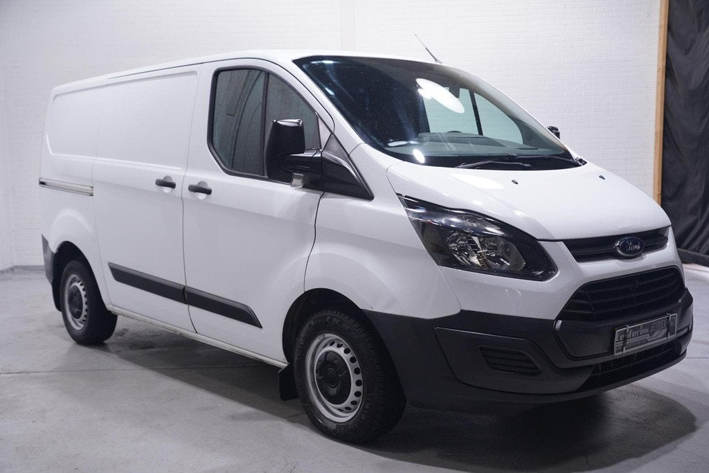 Ford Transit Custom 2.2 TDCI 100 pk L1H1 APK 05-2027, Trekha, Auto's, Voorwielaandrijving, Euro 5, Gebruikt, 4 cilinders