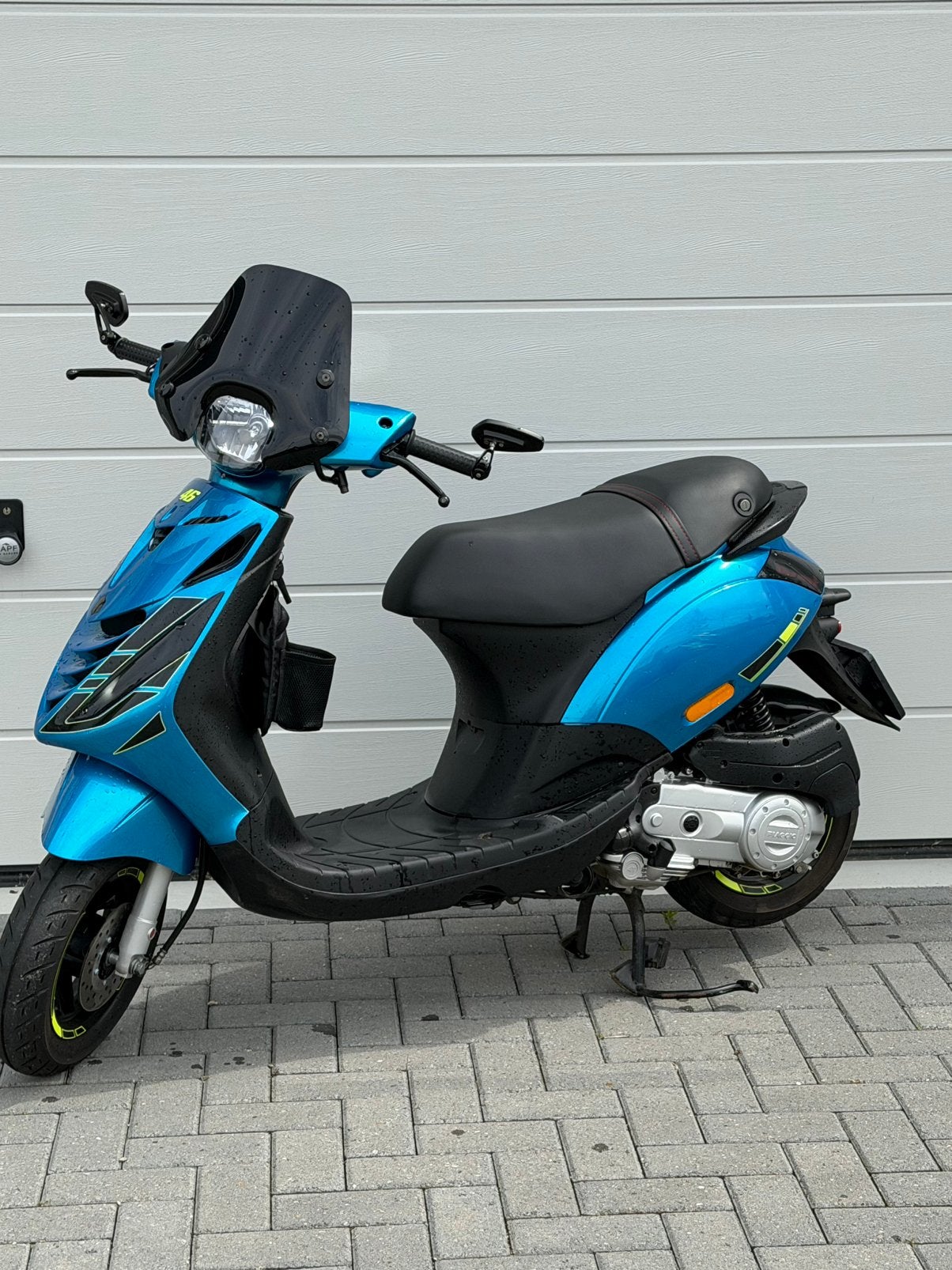 Piaggio zip 50cc iget 2022 (nieuw), Ophalen, Zo goed als nieuw, Benzine