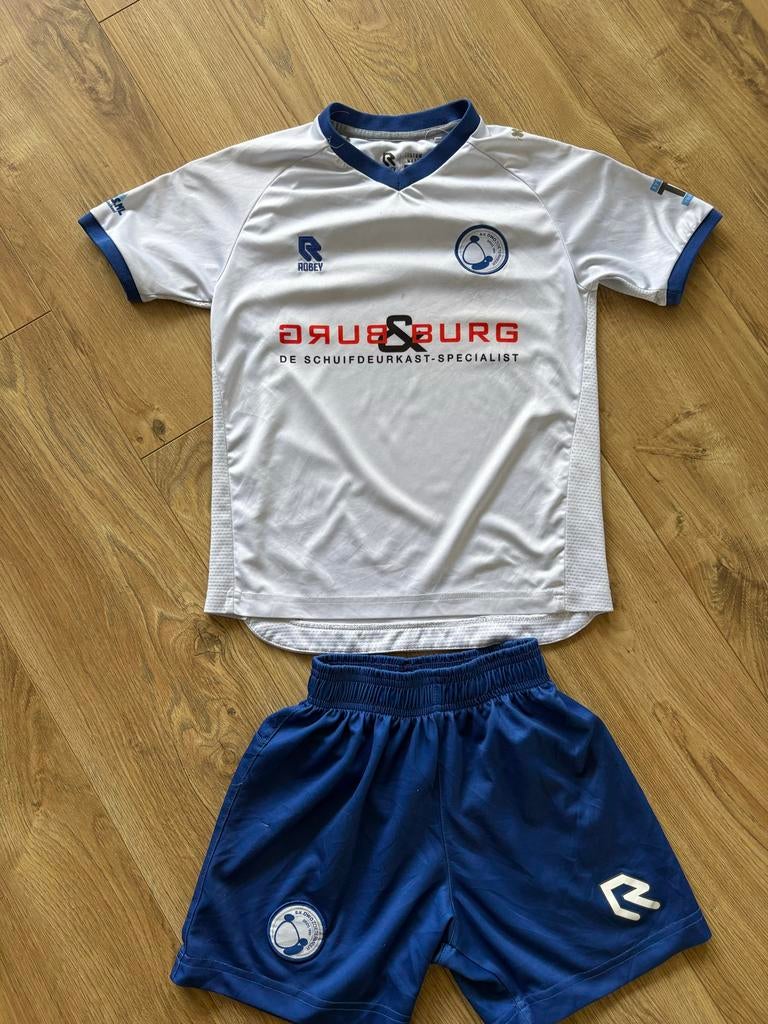 DWO Zoetermeer voetbal tenue maat 140, Ophalen of Verzenden, Gebruikt, Jongen of Meisje, Sport- of Zwemkleding