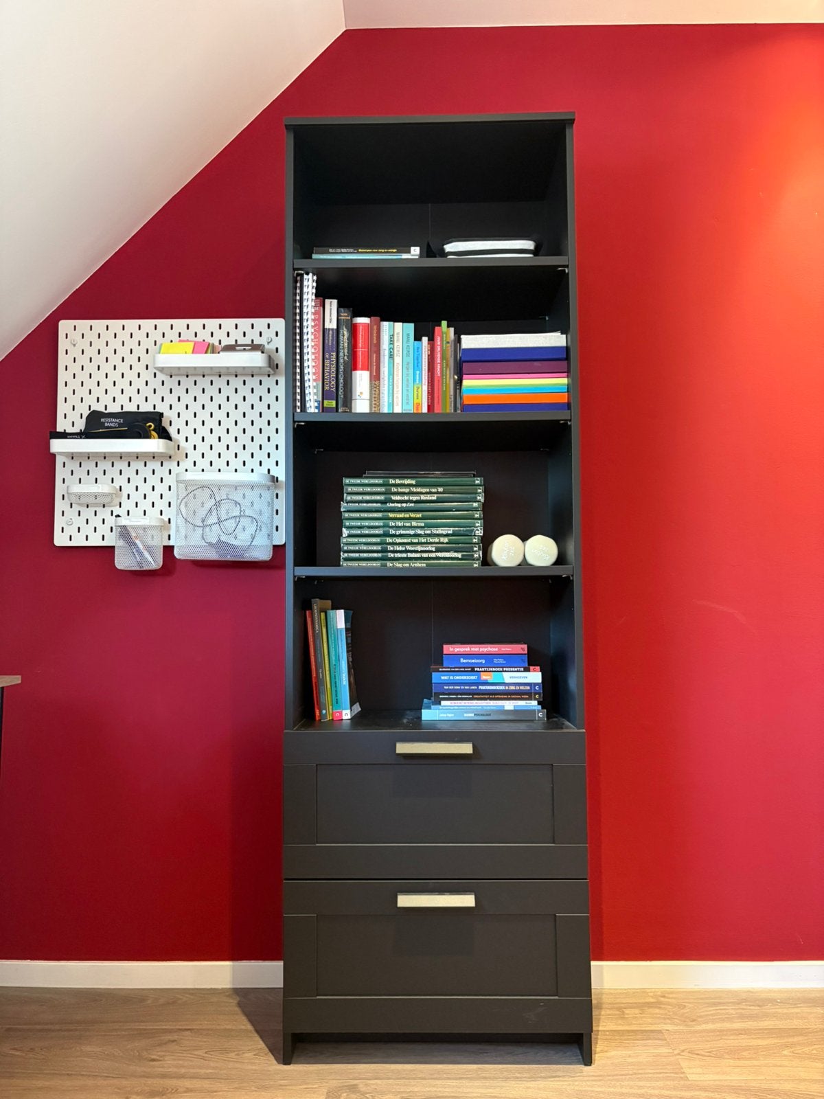 Zwarte IKEA boekenkast BRIMNES, Ophalen, 50 tot 100 cm, Zo goed als nieuw, 150 tot 200 cm