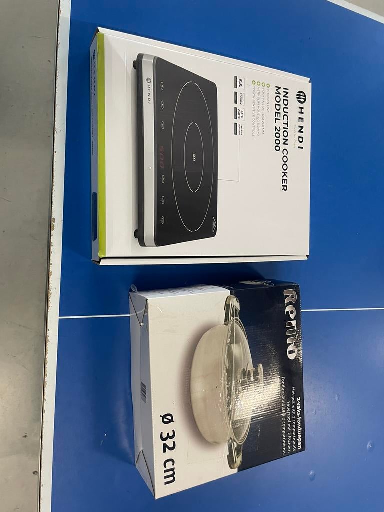 Inductie kookplaat met gratis pan, Witgoed en Apparatuur, Kookplaten, 3 kookzones of minder, Ophalen of Verzenden, Zo goed als nieuw
