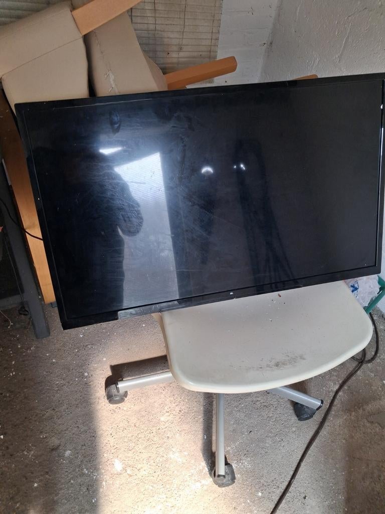 KAPOT OK. 32 inch LED TV - Model ODL 32540-B, Overige merken, 50 Hz, HD Ready (720p), Ophalen of Verzenden