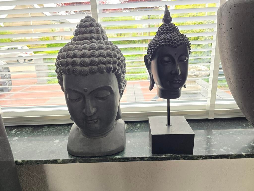 Set van 2 Boeddha hoofden - Decoratieve beelden, Huis en Inrichting, Woonaccessoires | Boeddhabeelden, Ophalen of Verzenden, Zo goed als nieuw