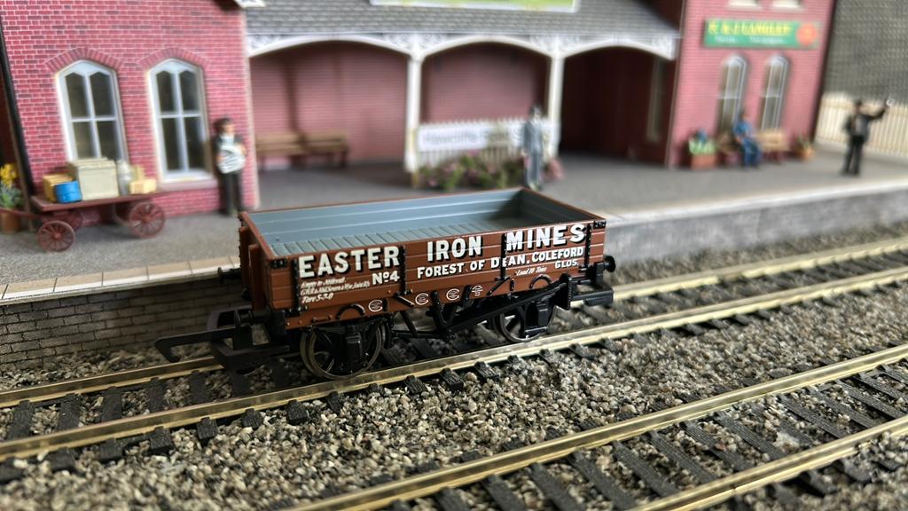 Hornby 3 Plank Wagon, Overige merken, Gelijkstroom, Wagon, Ophalen of Verzenden