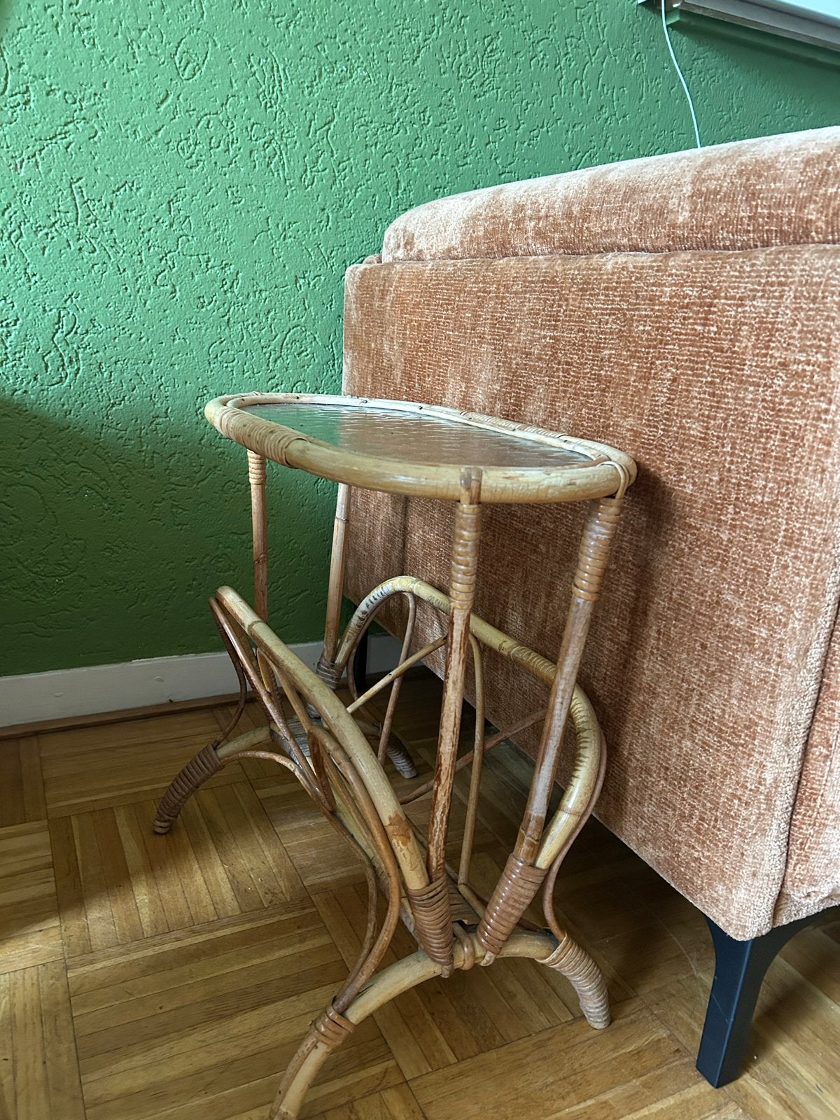 Vintage Rotan Lectuurbak met Glazen Blad, Huis en Inrichting, Woonaccessoires | Krantenbakken en Lectuurbakken, Ophalen, Gebruikt