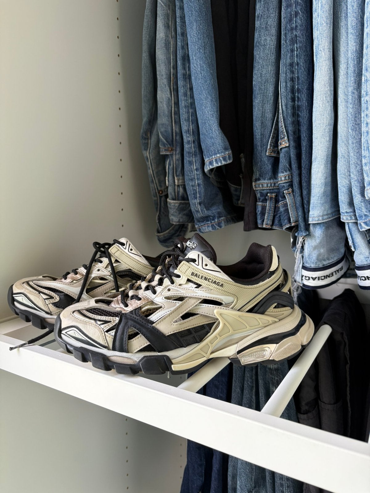 Balenciaga track sneakers, Ophalen of Verzenden, Zo goed als nieuw, Overige kleuren