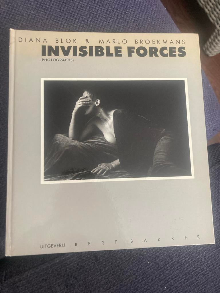 Invisible Forces - Diana Blok & Marlo Broekman, Boeken, Ophalen of Verzenden, Gelezen, Fotografie algemeen