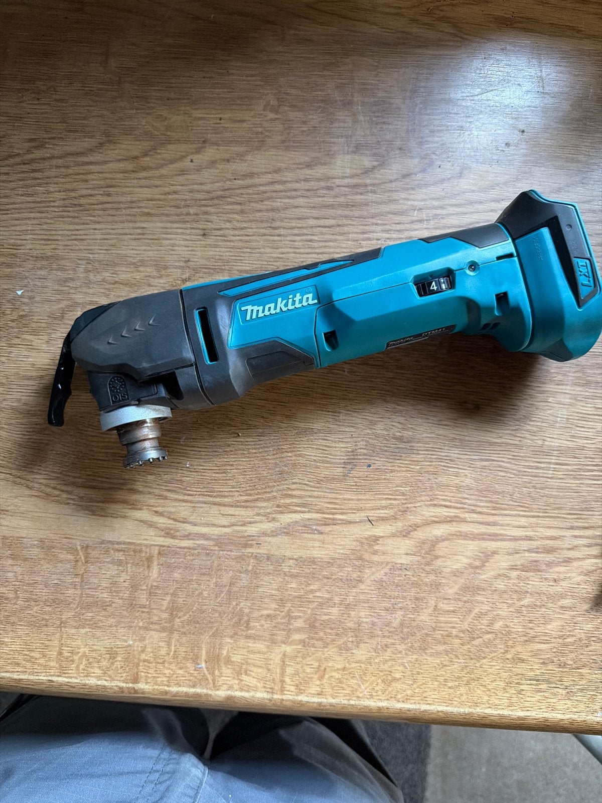 Makita DTM41ZJX3 Multitool 14.4V met accessoires en koffer, Ophalen of Verzenden, Gebruikt